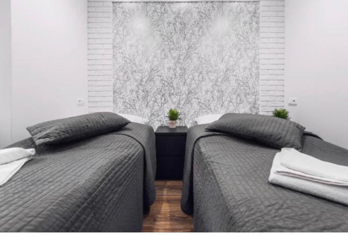 Apartment White *